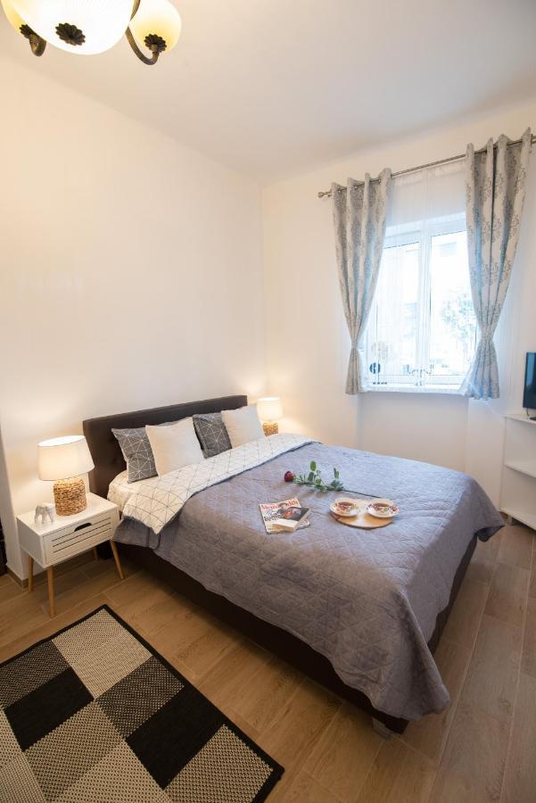 Central Bright Apartment คลูจ-นาโปกา ภายนอก รูปภาพ