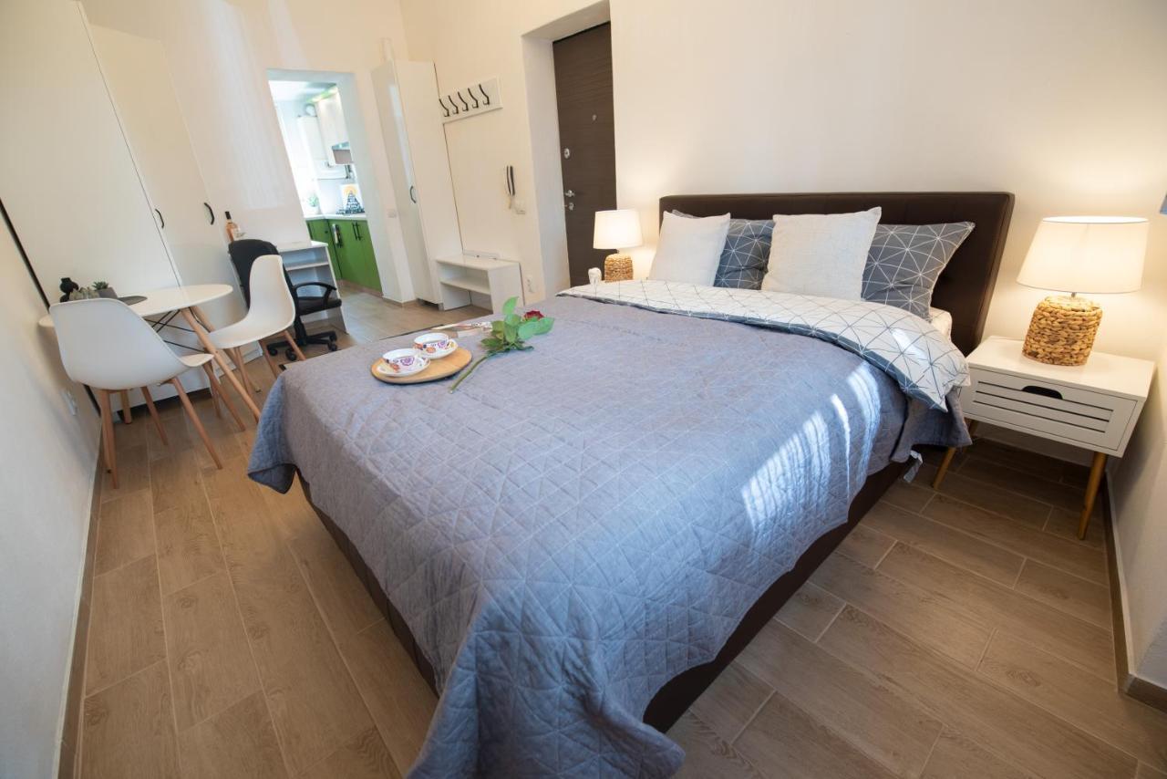 Central Bright Apartment คลูจ-นาโปกา ภายนอก รูปภาพ